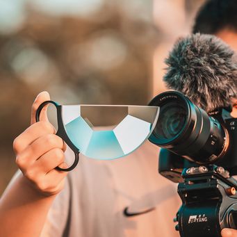 Cameras & Accessories