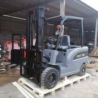 Handling, Warehousing & Transportation Equipment