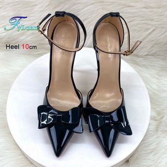 Women's Shoes