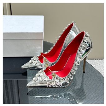 Women's Shoes