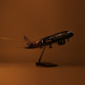 Play Vehicles & Models