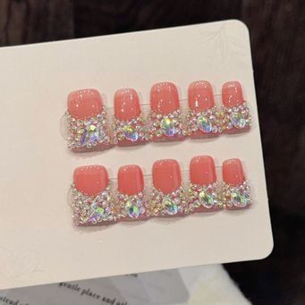 Nails & Manicure