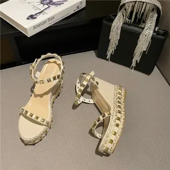 Women's Shoes