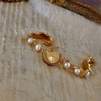 Women's Bracelet Watches