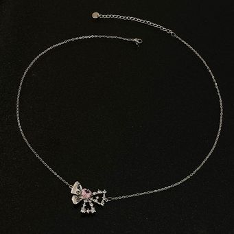 Necklace & Pendants
