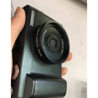 Digital Cameras & Photography  