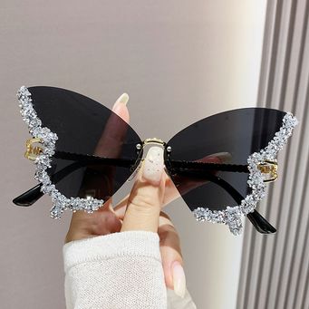 Eyewear & Accessories