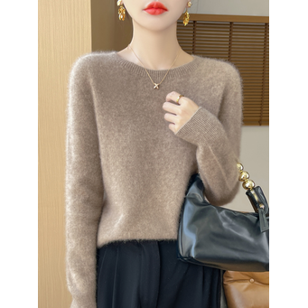 Sweaters & Sweatshirts