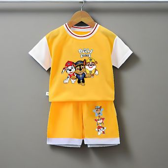 Men&rsquo;s / Women&rsquo;s / Kids' Clothing