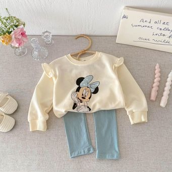 Men&rsquo;s / Women&rsquo;s / Kids' Clothing