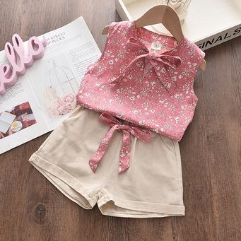 Men&rsquo;s / Women&rsquo;s / Kids' Clothing