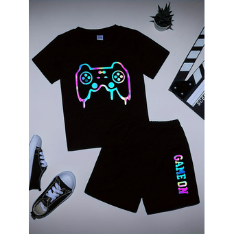 Men&rsquo;s / Women&rsquo;s / Kids' Clothing