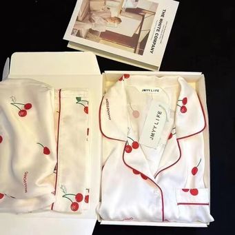 Women's Sleep & Lounge