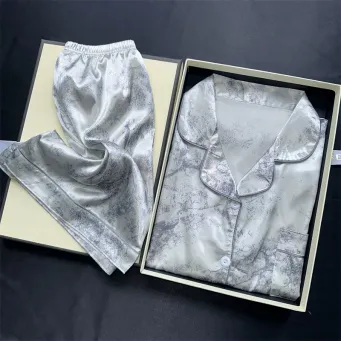 Women's Sleep & Lounge