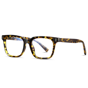 Eyewear & Accessories