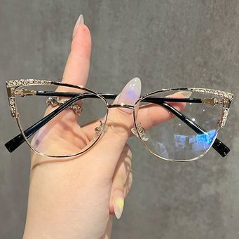 Eyewear & Accessories