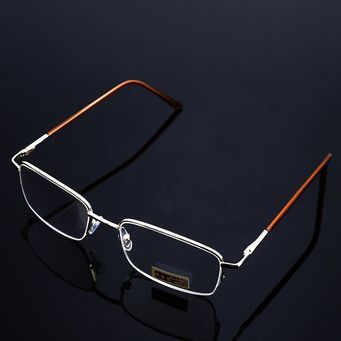 Eyewear & Accessories