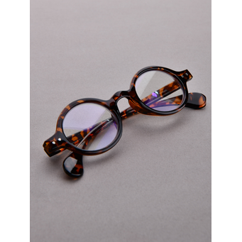 Eyewear & Accessories