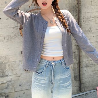 Sweaters & Sweatshirts