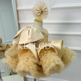 Men&rsquo;s / Women&rsquo;s / Kids' Clothing