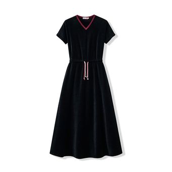 Men&rsquo;s / Women&rsquo;s / Kids' Clothing