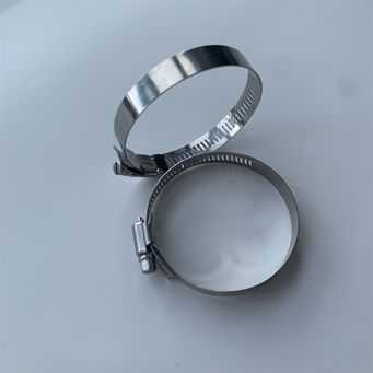 Pet & Veterinary Supplies