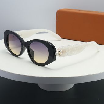 Eyewear & Accessories