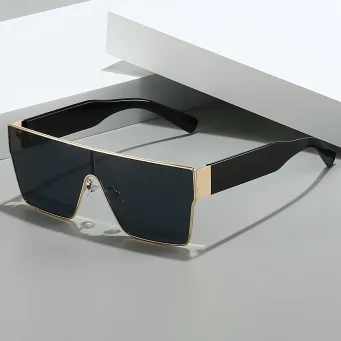 Eyewear & Accessories